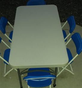 Kids Table  Cost: $7.50